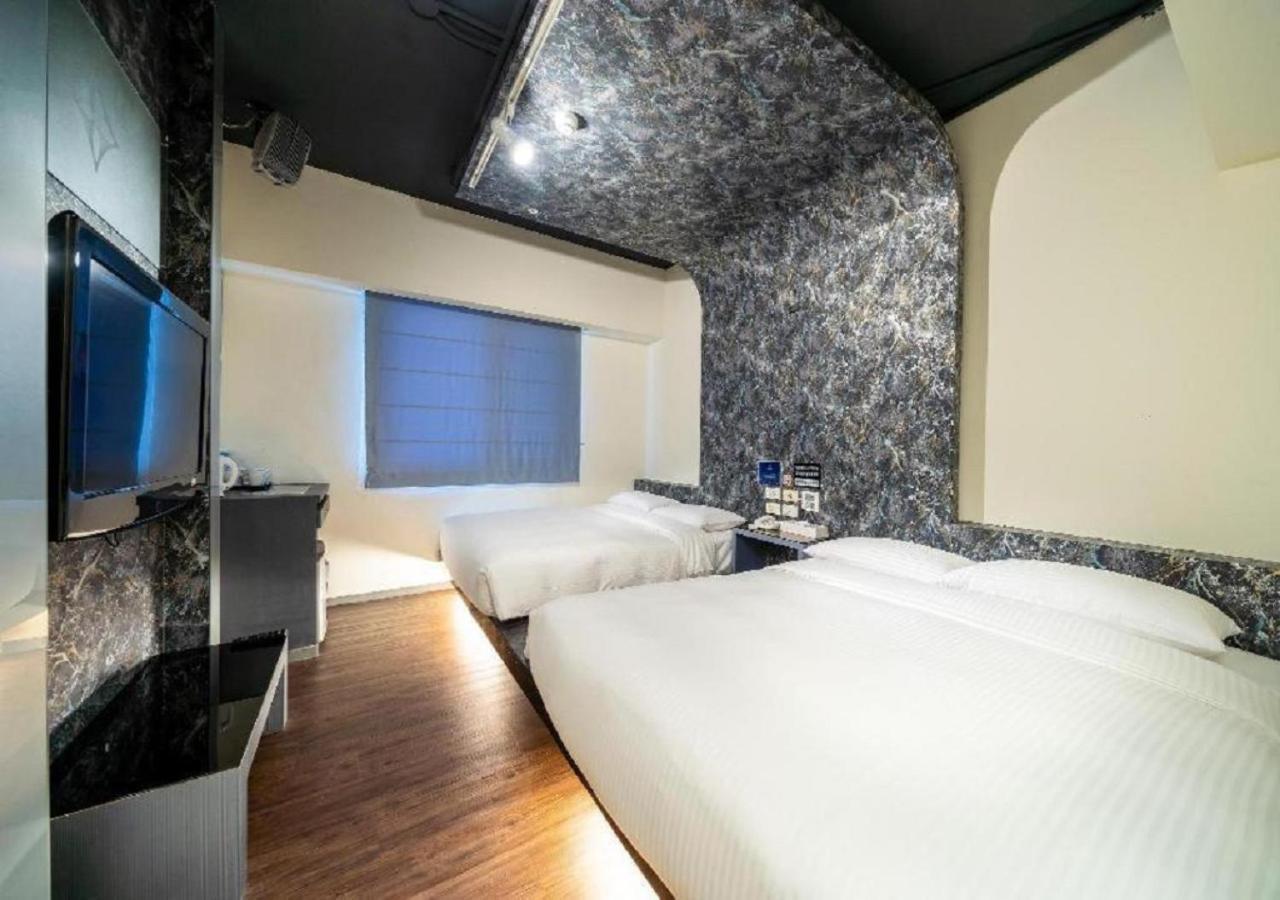 Walker Hotel - Sanchong Taipei Exterior photo